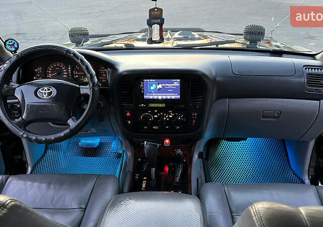 Черный Тойота Ленд Крузер, объемом двигателя 4.7 л и пробегом 430 тыс. км за 25000 $, фото 10 на Automoto.ua