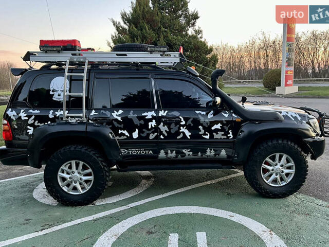 Черный Тойота Ленд Крузер, объемом двигателя 4.7 л и пробегом 430 тыс. км за 25000 $, фото 4 на Automoto.ua