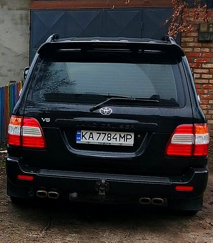 Черный Тойота Ленд Крузер, объемом двигателя 4.7 л и пробегом 486 тыс. км за 13500 $, фото 2 на Automoto.ua