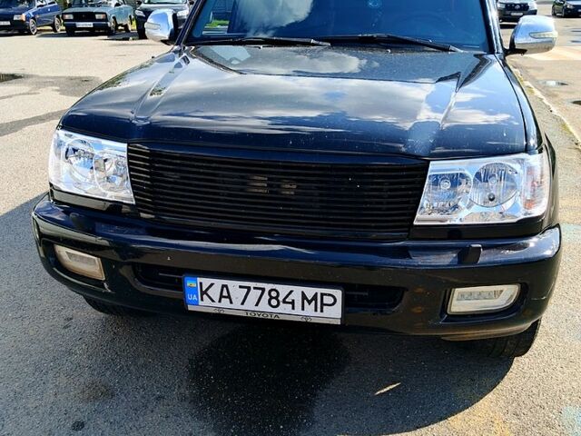 Черный Тойота Ленд Крузер, объемом двигателя 4.7 л и пробегом 486 тыс. км за 13500 $, фото 10 на Automoto.ua