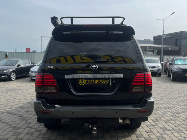 Тойота Ленд Крузер 2003 в Мукачеве на Automoto.ua Черный Тойота Ленд Крузер, объемом двигателя 4.7 л и пробегом 328 тыс. км за 17990 $, фото 5 на Automoto.ua