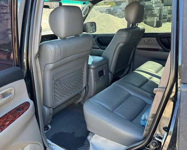 Черный Тойота Ленд Крузер, объемом двигателя 4.16 л и пробегом 242 тыс. км за 27000 $, фото 9 на Automoto.ua