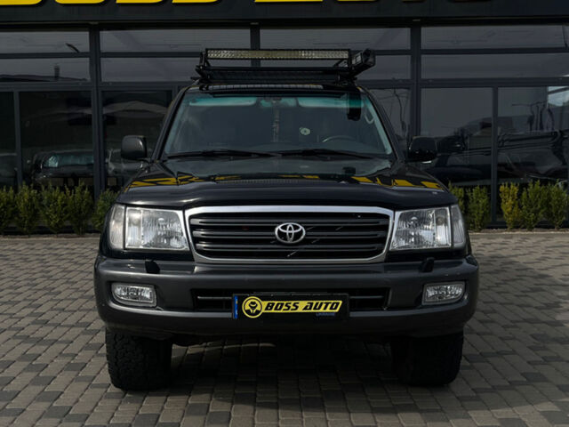 Тойота Ленд Крузер 2003 в Мукачеве на Automoto.ua Черный Тойота Ленд Крузер, объемом двигателя 4.7 л и пробегом 328 тыс. км за 17990 $, фото 1 на Automoto.ua