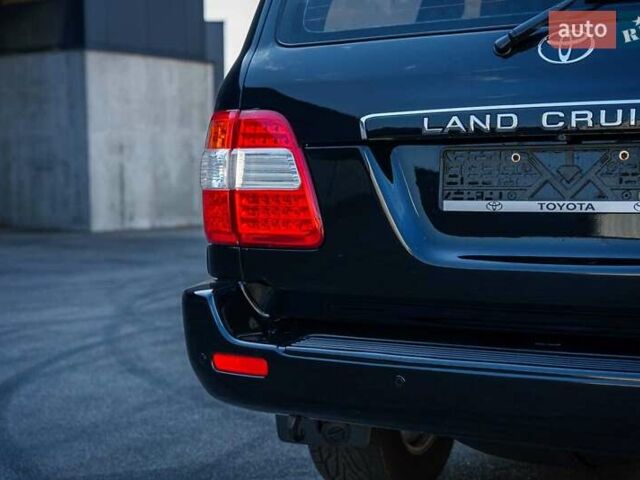 Черный Тойота Ленд Крузер, объемом двигателя 4.7 л и пробегом 369 тыс. км за 25000 $, фото 12 на Automoto.ua