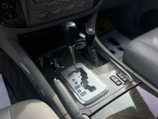 Тойота Ленд Крузер 2003 в Мукачеве на Automoto.ua Черный Тойота Ленд Крузер, объемом двигателя 4.7 л и пробегом 328 тыс. км за 17990 $, фото 24 на Automoto.ua