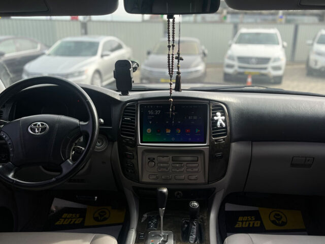 Тойота Ленд Крузер 2003 в Мукачеве на Automoto.ua Черный Тойота Ленд Крузер, объемом двигателя 4.7 л и пробегом 328 тыс. км за 17990 $, фото 17 на Automoto.ua