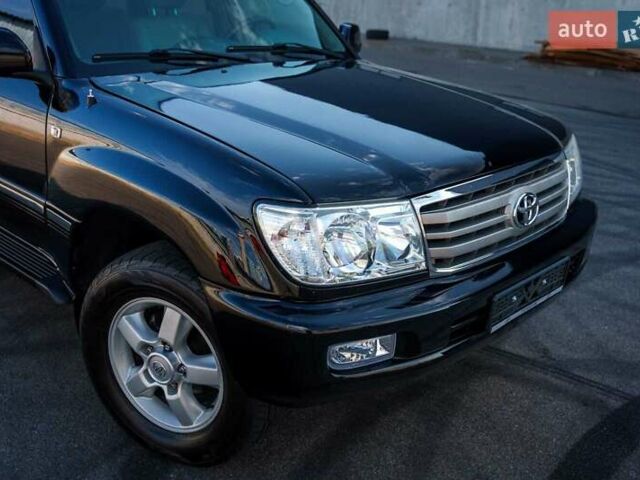 Черный Тойота Ленд Крузер, объемом двигателя 4.7 л и пробегом 369 тыс. км за 25000 $, фото 6 на Automoto.ua