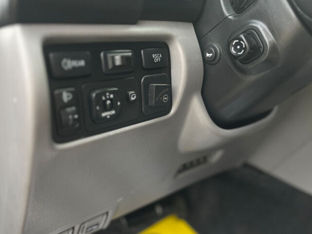 Тойота Ленд Крузер 2003 в Мукачеве на Automoto.ua Черный Тойота Ленд Крузер, объемом двигателя 4.7 л и пробегом 328 тыс. км за 17990 $, фото 13 на Automoto.ua