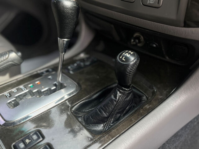 Тойота Ленд Крузер 2003 в Мукачеве на Automoto.ua Черный Тойота Ленд Крузер, объемом двигателя 4.7 л и пробегом 328 тыс. км за 17990 $, фото 25 на Automoto.ua