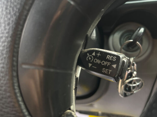 Тойота Ленд Крузер 2003 в Мукачеве на Automoto.ua Черный Тойота Ленд Крузер, объемом двигателя 4.7 л и пробегом 328 тыс. км за 17990 $, фото 21 на Automoto.ua