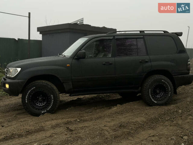 Черный Тойота Ленд Крузер, объемом двигателя 4.16 л и пробегом 400 тыс. км за 15000 $, фото 6 на Automoto.ua