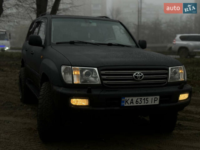 Черный Тойота Ленд Крузер, объемом двигателя 4.16 л и пробегом 400 тыс. км за 15000 $, фото 7 на Automoto.ua