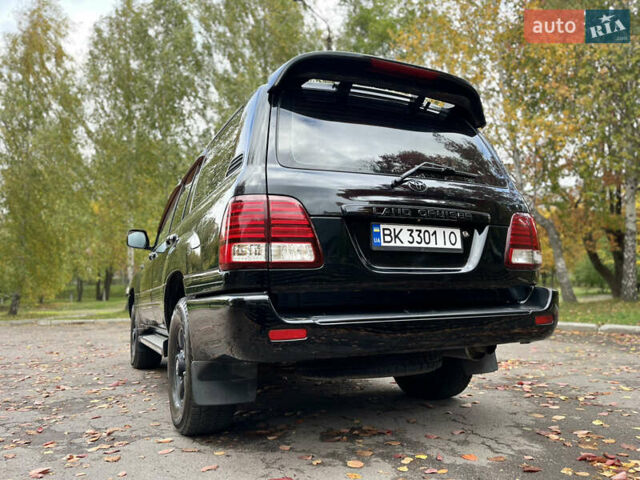 Черный Тойота Ленд Крузер, объемом двигателя 4.16 л и пробегом 560 тыс. км за 18499 $, фото 8 на Automoto.ua
