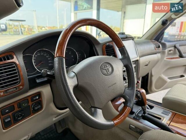 Черный Тойота Ленд Крузер, объемом двигателя 4.5 л и пробегом 290 тыс. км за 13200 $, фото 16 на Automoto.ua