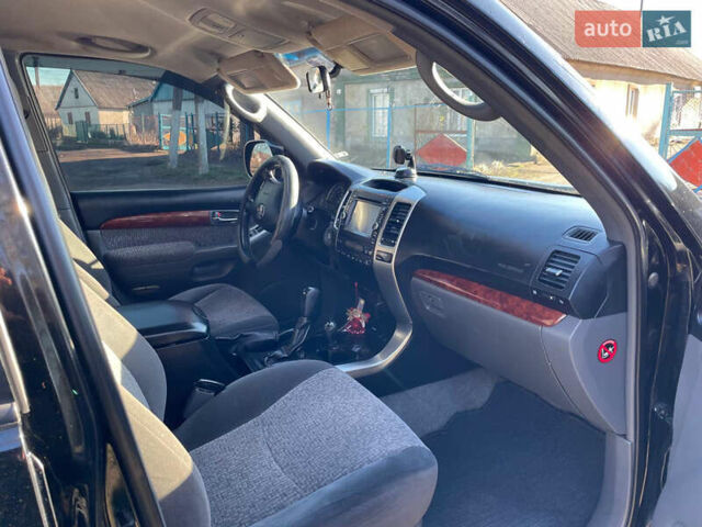 Черный Тойота Ленд Крузер, объемом двигателя 2.69 л и пробегом 230 тыс. км за 15999 $, фото 5 на Automoto.ua