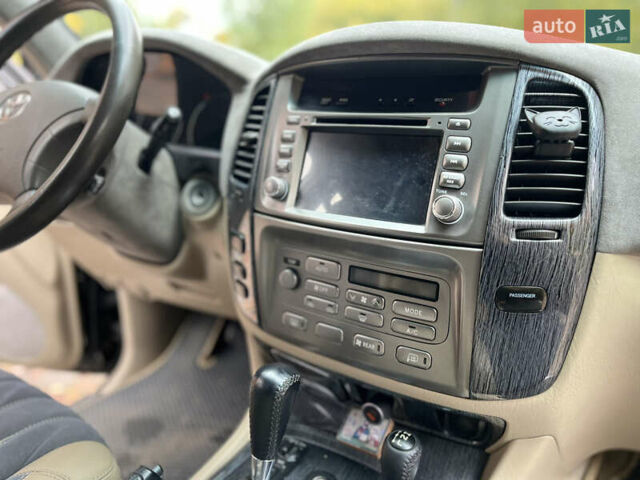 Черный Тойота Ленд Крузер, объемом двигателя 4.16 л и пробегом 560 тыс. км за 18499 $, фото 41 на Automoto.ua