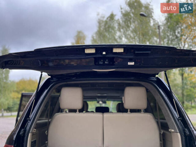 Черный Тойота Ленд Крузер, объемом двигателя 4.16 л и пробегом 560 тыс. км за 18499 $, фото 35 на Automoto.ua