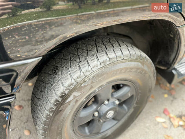 Черный Тойота Ленд Крузер, объемом двигателя 4.16 л и пробегом 560 тыс. км за 18499 $, фото 14 на Automoto.ua