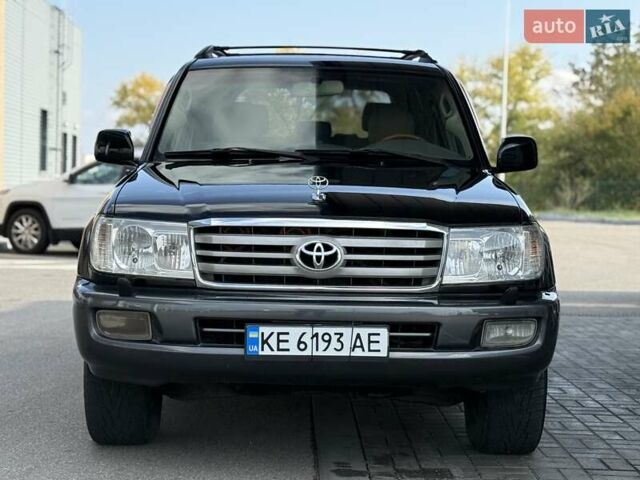 Черный Тойота Ленд Крузер, объемом двигателя 4.5 л и пробегом 290 тыс. км за 13200 $, фото 2 на Automoto.ua
