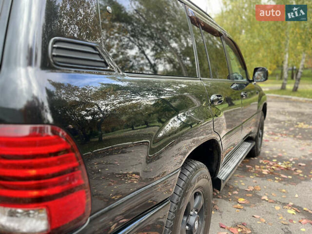 Черный Тойота Ленд Крузер, объемом двигателя 4.16 л и пробегом 560 тыс. км за 18499 $, фото 15 на Automoto.ua