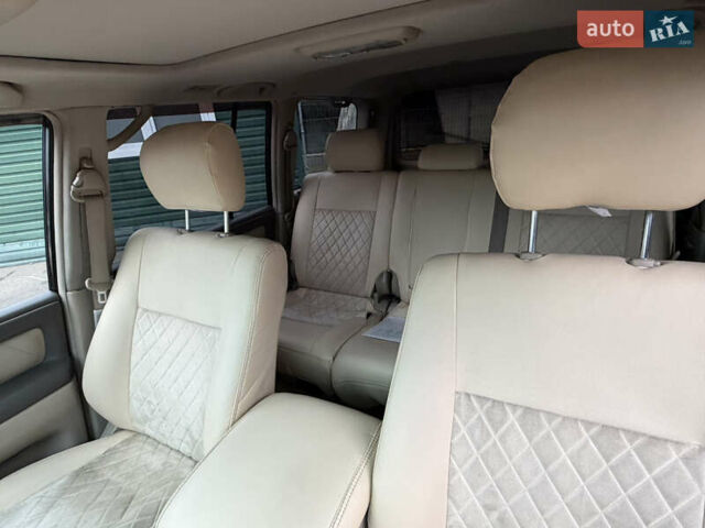 Черный Тойота Ленд Крузер, объемом двигателя 4.7 л и пробегом 298 тыс. км за 16900 $, фото 10 на Automoto.ua