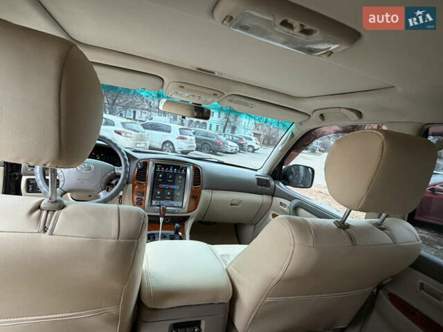 Черный Тойота Ленд Крузер, объемом двигателя 4.7 л и пробегом 298 тыс. км за 16900 $, фото 13 на Automoto.ua