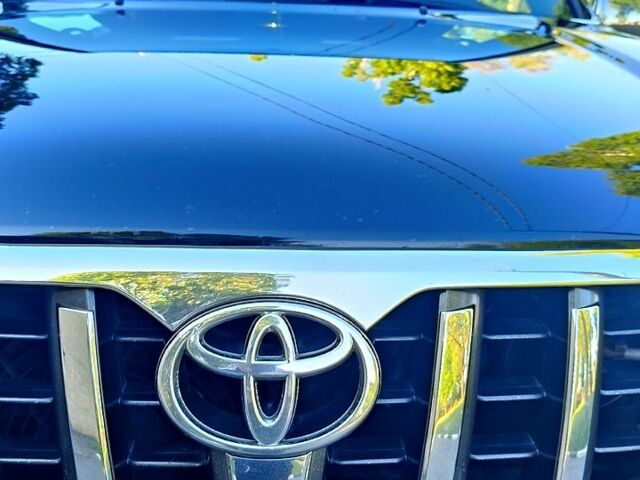 Чорний Тойота Ленд Крузер, об'ємом двигуна 4 л та пробігом 200 тис. км за 16000 $, фото 5 на Automoto.ua