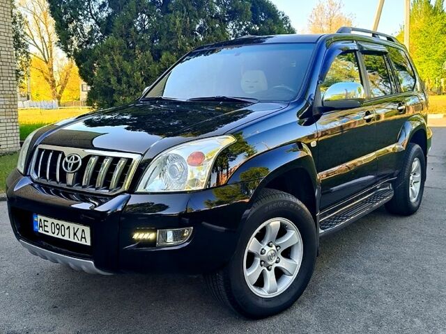 Чорний Тойота Ленд Крузер, об'ємом двигуна 4 л та пробігом 200 тис. км за 16000 $, фото 3 на Automoto.ua