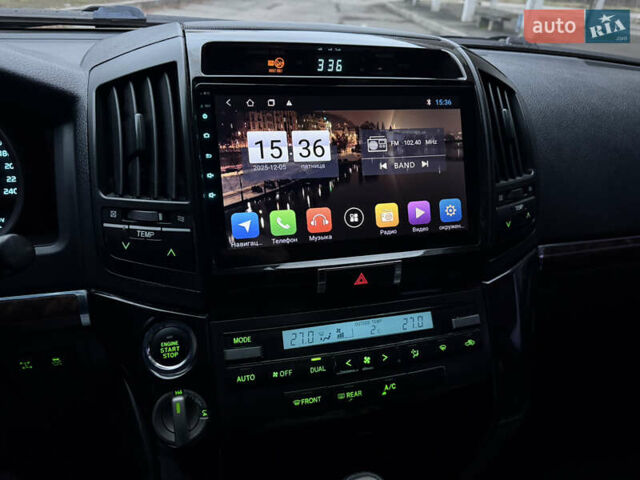 Черный Тойота Ленд Крузер, объемом двигателя 4.66 л и пробегом 315 тыс. км за 28500 $, фото 21 на Automoto.ua