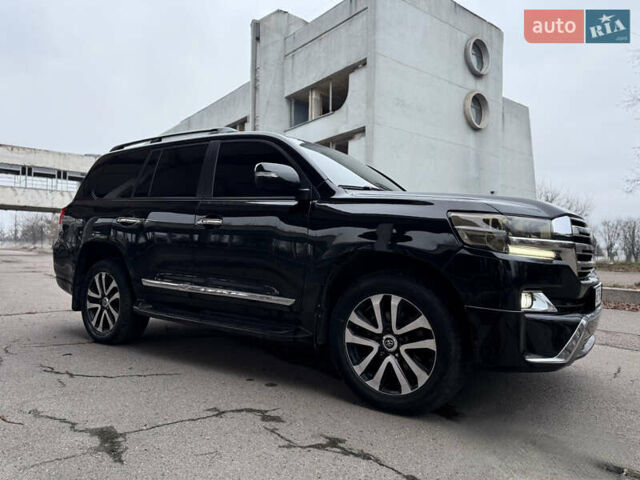 Черный Тойота Ленд Крузер, объемом двигателя 4.66 л и пробегом 315 тыс. км за 28500 $, фото 4 на Automoto.ua