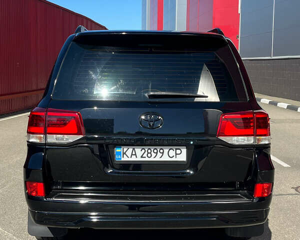 Черный Тойота Ленд Крузер, объемом двигателя 4.7 л и пробегом 220 тыс. км за 35900 $, фото 4 на Automoto.ua