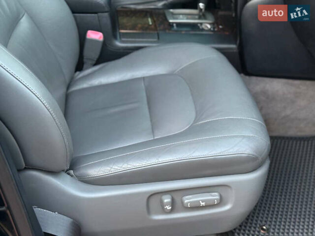 Черный Тойота Ленд Крузер, объемом двигателя 4.66 л и пробегом 245 тыс. км за 21999 $, фото 15 на Automoto.ua