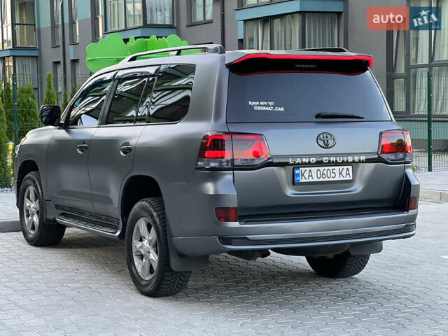 Чорний Тойота Ленд Крузер, об'ємом двигуна 4.66 л та пробігом 310 тис. км за 23900 $, фото 14 на Automoto.ua