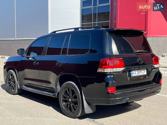 Черный Тойота Ленд Крузер, объемом двигателя 4.7 л и пробегом 220 тыс. км за 35900 $, фото 8 на Automoto.ua