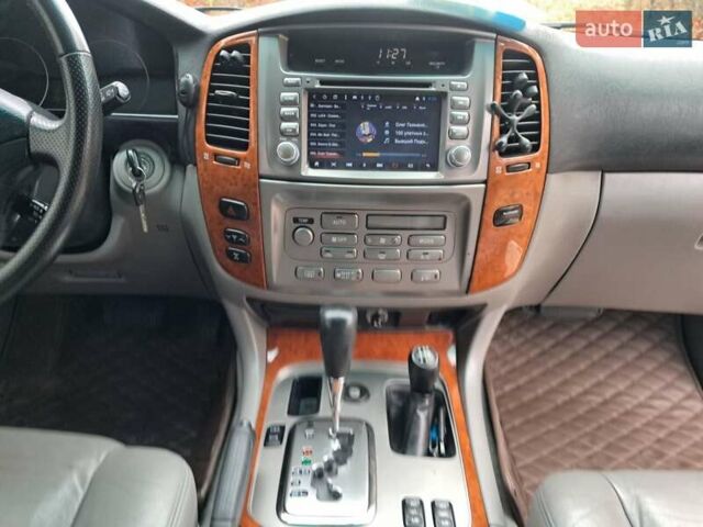 Черный Тойота Ленд Крузер, объемом двигателя 4.66 л и пробегом 337 тыс. км за 20700 $, фото 38 на Automoto.ua