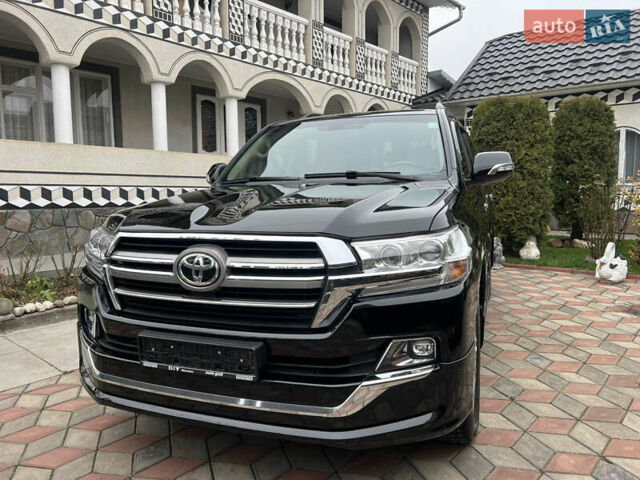 Черный Тойота Ленд Крузер, объемом двигателя 4.5 л и пробегом 297 тыс. км за 27900 $, фото 22 на Automoto.ua