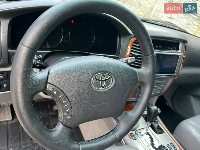 Черный Тойота Ленд Крузер, объемом двигателя 4.2 л и пробегом 336 тыс. км за 22400 $, фото 8 на Automoto.ua