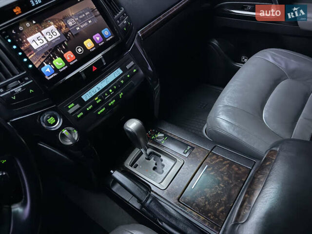 Черный Тойота Ленд Крузер, объемом двигателя 4.66 л и пробегом 315 тыс. км за 28500 $, фото 23 на Automoto.ua