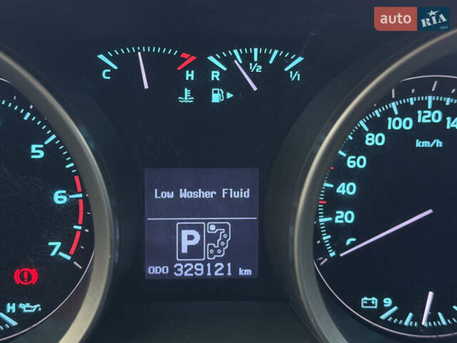 Черный Тойота Ленд Крузер, объемом двигателя 4.66 л и пробегом 329 тыс. км за 21000 $, фото 11 на Automoto.ua