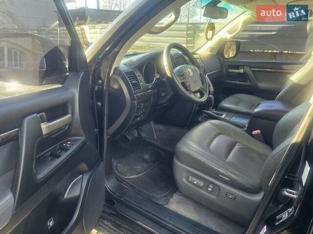 Чорний Тойота Ленд Крузер, об'ємом двигуна 4.7 л та пробігом 308 тис. км за 20999 $, фото 5 на Automoto.ua