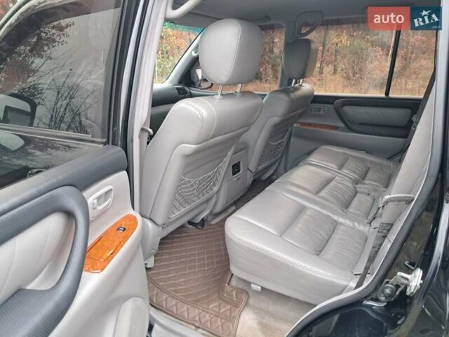 Черный Тойота Ленд Крузер, объемом двигателя 4.66 л и пробегом 337 тыс. км за 20700 $, фото 28 на Automoto.ua