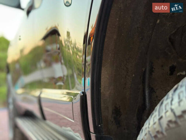 Черный Тойота Ленд Крузер, объемом двигателя 4.66 л и пробегом 245 тыс. км за 21999 $, фото 29 на Automoto.ua