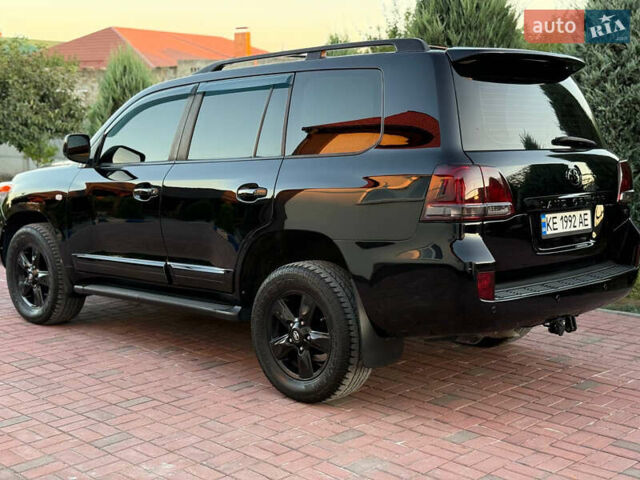 Черный Тойота Ленд Крузер, объемом двигателя 4.66 л и пробегом 245 тыс. км за 21999 $, фото 4 на Automoto.ua