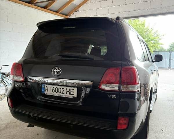 Чорний Тойота Ленд Крузер, об'ємом двигуна 4.66 л та пробігом 178 тис. км за 27000 $, фото 6 на Automoto.ua