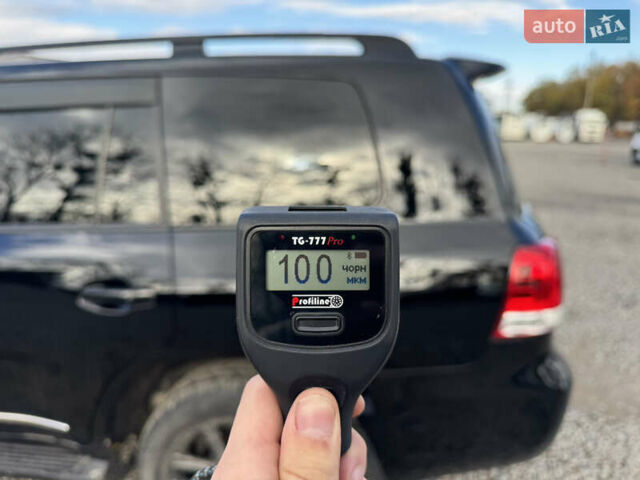 Черный Тойота Ленд Крузер, объемом двигателя 4.66 л и пробегом 329 тыс. км за 21000 $, фото 25 на Automoto.ua