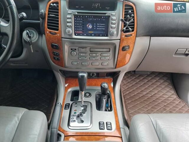 Черный Тойота Ленд Крузер, объемом двигателя 4.66 л и пробегом 337 тыс. км за 20700 $, фото 39 на Automoto.ua