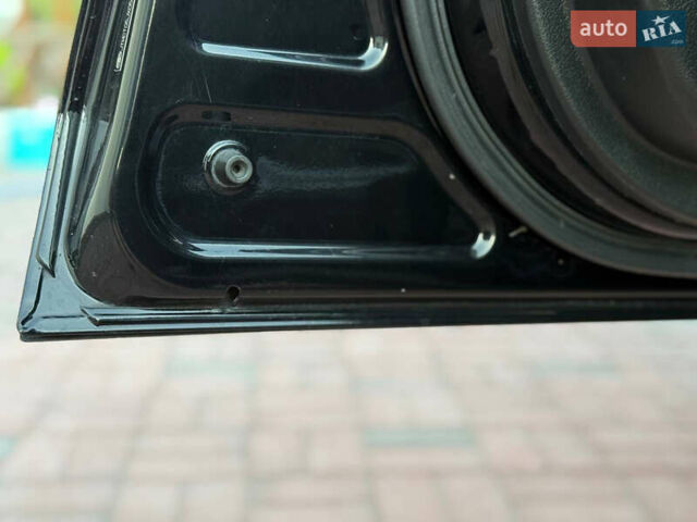 Черный Тойота Ленд Крузер, объемом двигателя 4.66 л и пробегом 245 тыс. км за 21999 $, фото 26 на Automoto.ua