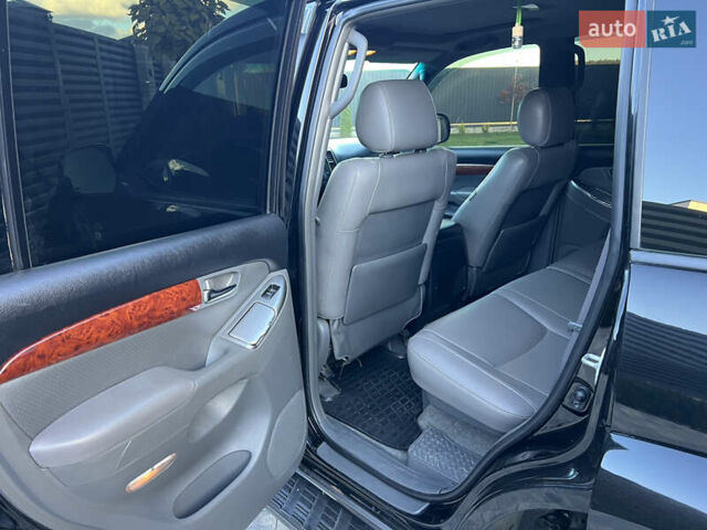 Чорний Тойота Ленд Крузер, об'ємом двигуна 2.98 л та пробігом 270 тис. км за 17800 $, фото 8 на Automoto.ua