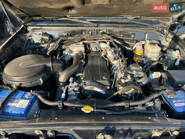 Черный Тойота Ленд Крузер, объемом двигателя 4.2 л и пробегом 336 тыс. км за 22400 $, фото 19 на Automoto.ua