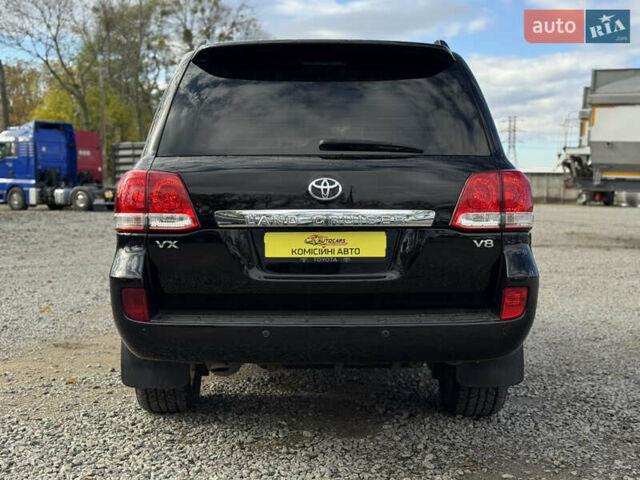 Черный Тойота Ленд Крузер, объемом двигателя 4.66 л и пробегом 329 тыс. км за 21000 $, фото 2 на Automoto.ua